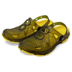 Black Cat - Cat Clogs