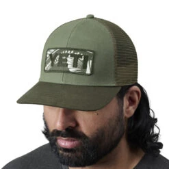 Yeti Bass Badge Mid Pro Trucker Olive -Winterkleding H018O 4